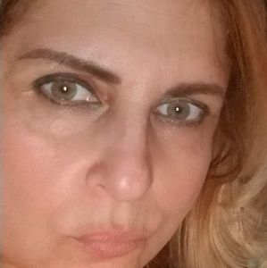 Meet your Posher, Ivy jay